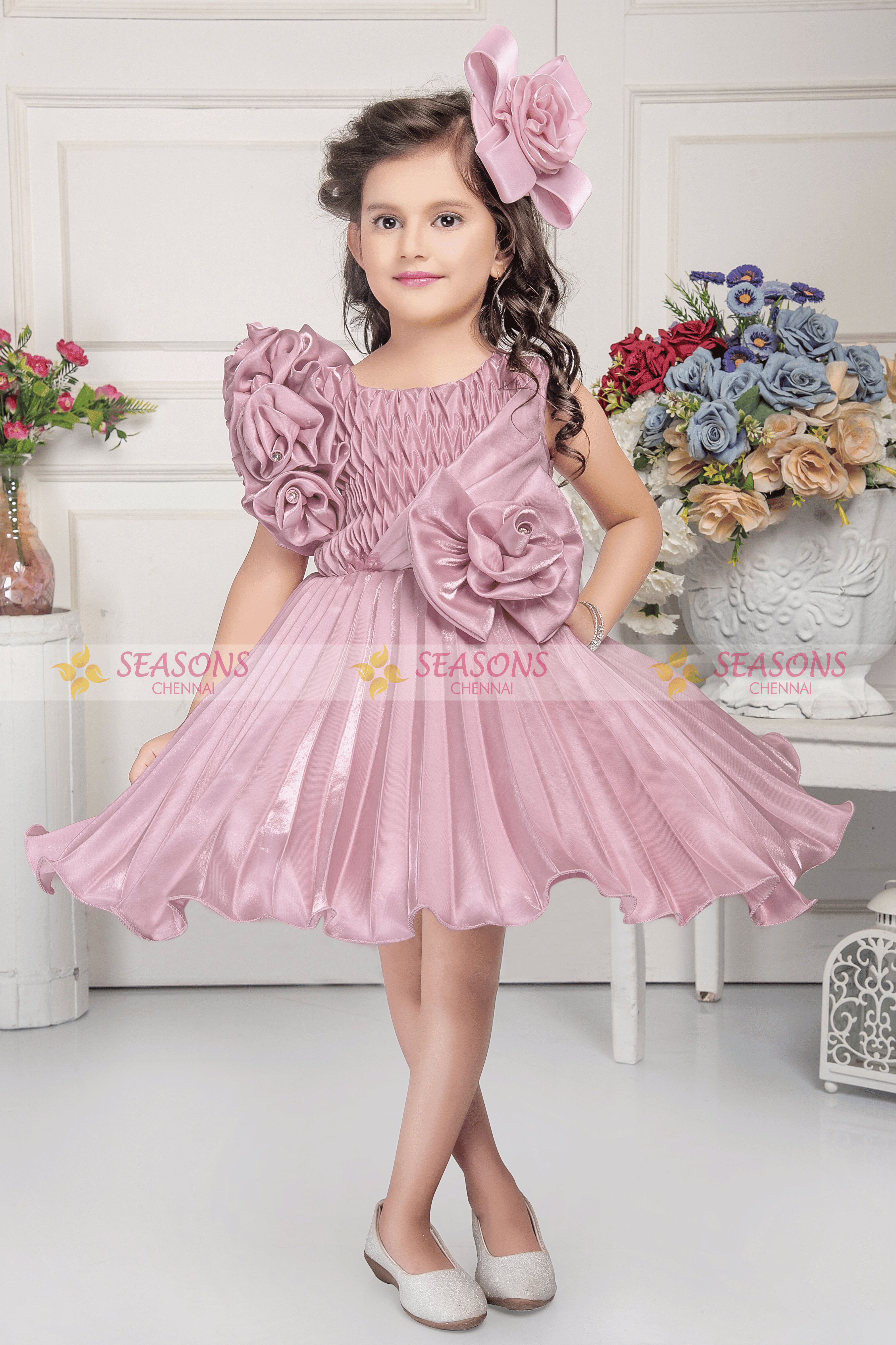 Girls Princess-Style Satin Communion Dress with Bows – Mia Bambina Boutique