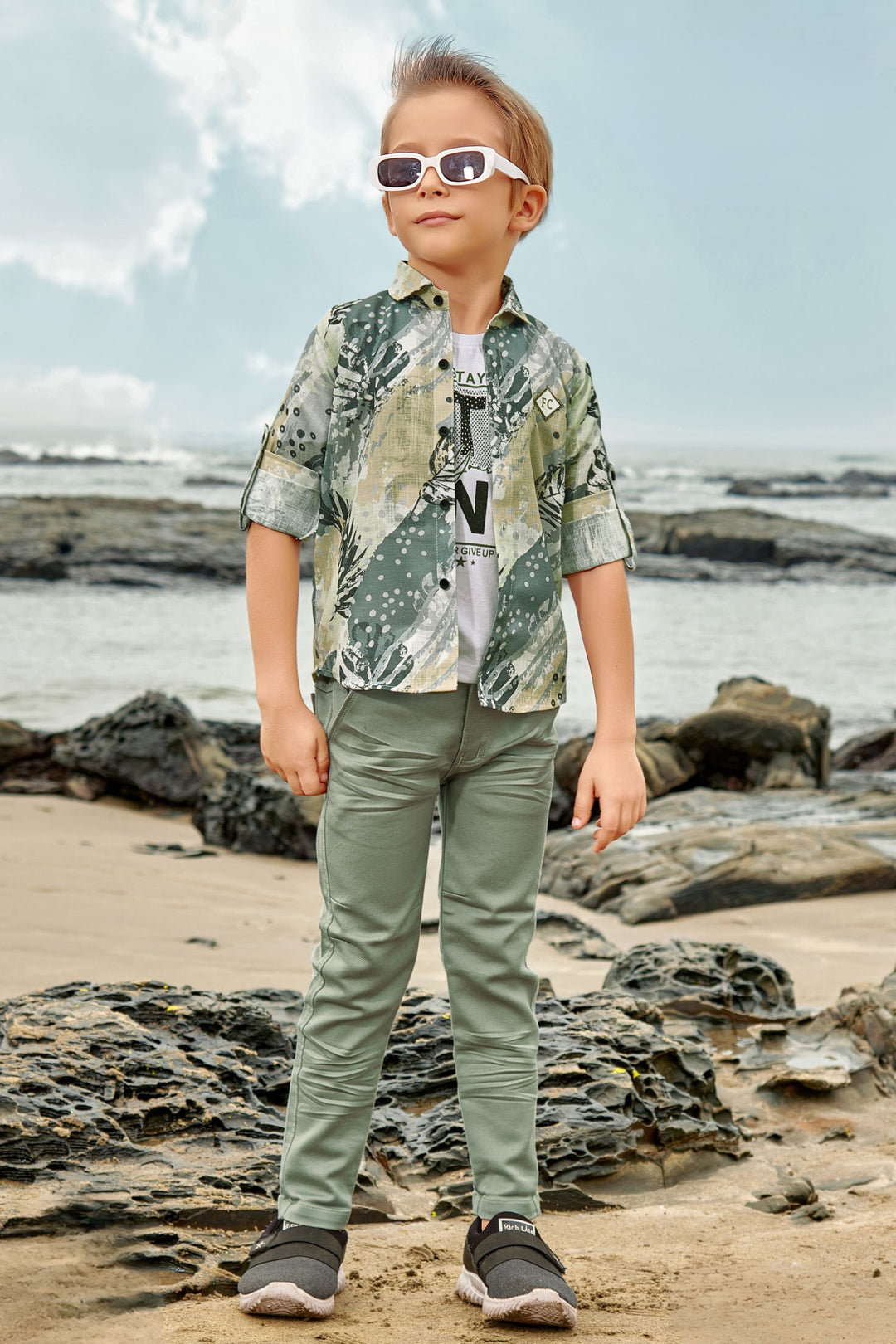 Green with White Printed Blazer, T-Shirt and Pant Set for Boys with Belt