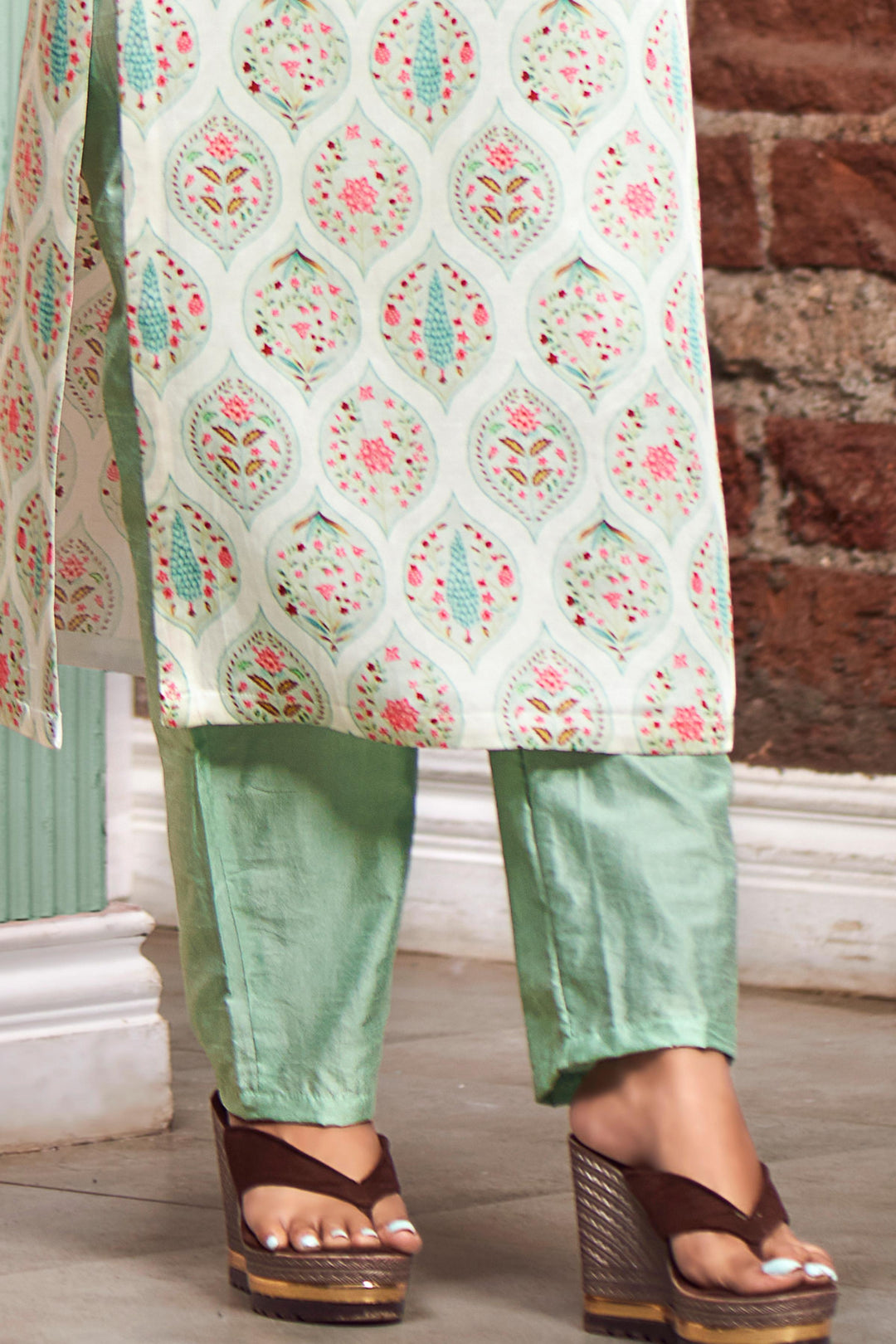 Sea Green Zardozi, Pearl and Thread work with Digital Print Straight Cut Salwar Suit - Seasons Chennai